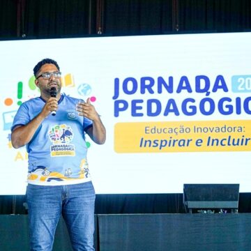Jornada Pedagógica reúne 1.300 educadores em Luís Eduardo Magalhães para a abertura do ano letivo