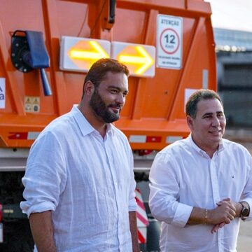 Luís Eduardo Magalhães avança na limpeza urbana com  aquisição de varredeira mecanizada