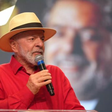 Lula critica Trump em evento de aniversário do PT no Rio: “Não foi eleito o xerife do mundo”