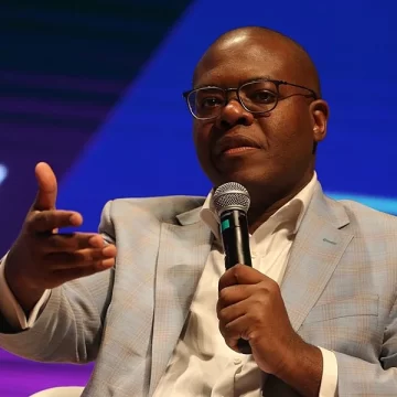 Anielle “se perdeu no personagem”, diz Silvio Almeida