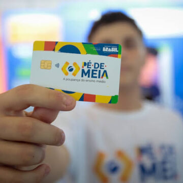 Lula anuncia pagamento do Pé-de-Meia e remédios de graça nas farmácias populares