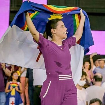 Raquel Lyra, governadora de Pernambuco, deixa o PSDB e se filia ao PSD, de Kassab