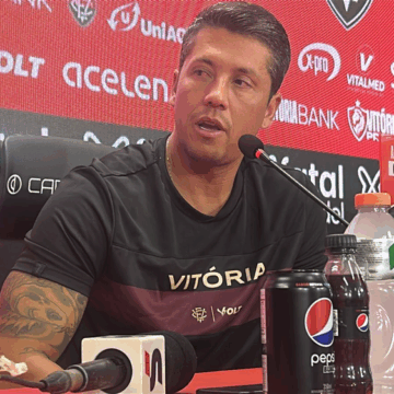 Invicto há 18 jogos, Carpini vê o Vitória em seu melhor momento para decisão na Copa do Brasil