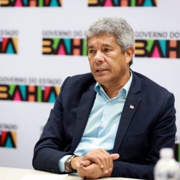 Jerônimo é vaiado no Carnaval de Salvador