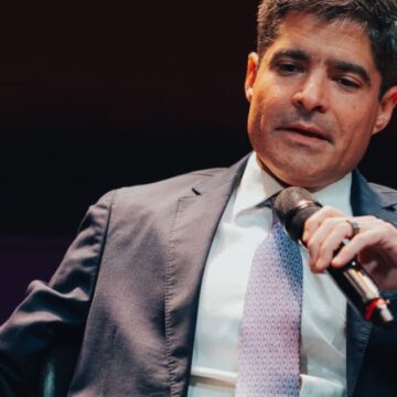 ACM Neto deve ter “pesquisa ampla” para a Bahia, com foco em “espírito de mudança” para 2026; entenda