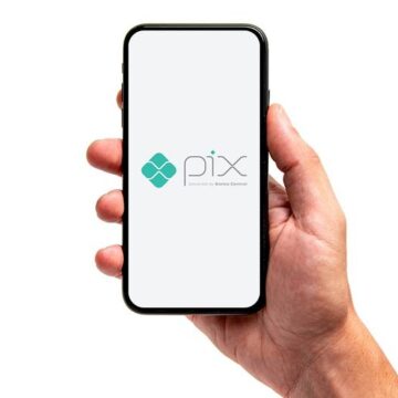 PIX: Pessoas e empresas com irregularidade na Receita terão as chaves excluídas