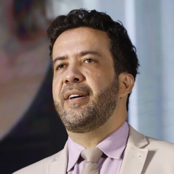 Janones faz acordo com a PGR e vai devolver R$ 131 mil por rachadinhas