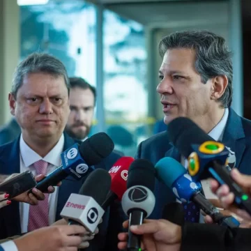Tarcísio lidera disputa pelo governo de SP em 2026; Haddad e Alckmin seguem como principais adversários
