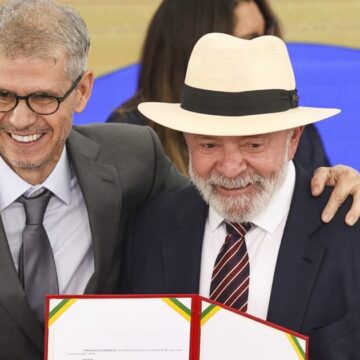 Governo Lula gasta 15% a mais com publicidade do que gestão Bolsonaro nos dois primeiros anos