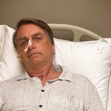 Bolsonaro deixa UTI após 19 dias internado em Brasília