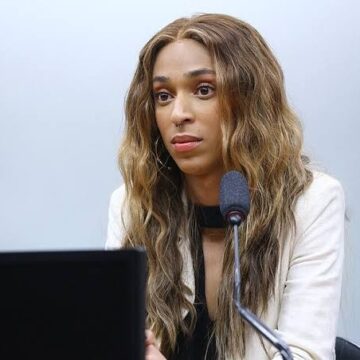 Erika Hilton denuncia transfobia em visto dos EUA e promete acionar ONU contra governo Trump