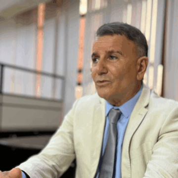 Prefeito de Palmas é flagrado vazando operações da PF e citando fonte paga no STJ