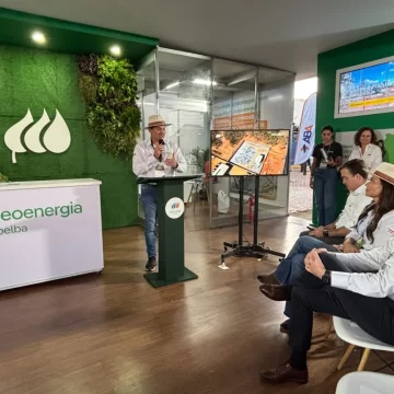 Aiba e Neoenergia Coelba firmam parceria para fortalecer infraestrutura energética do agronegócio baiano