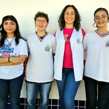 Estudantes baianos criam tinta sustentável para reduzir calor em casas de comunidades carentes