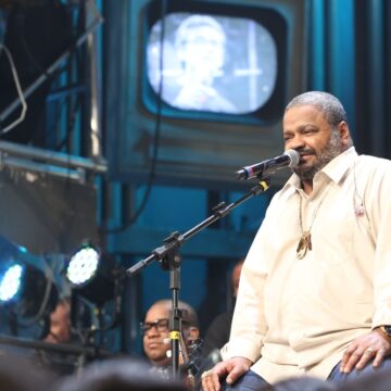 Morre no Rio o cantor e compositor Arlindo Cruz, aos 66 anos