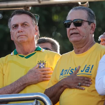 Silas Malafaia passa a ser investigado pela PF em inquérito que mira Bolsonaro e Eduardo