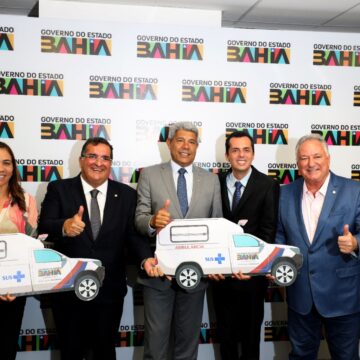 Governo da Bahia discute construção de hospital e anuncia novas ações em São Desidério