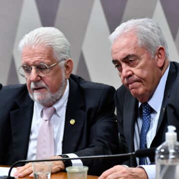 Otto Alencar e Jaques Wagner rechaçam PEC da Blindagem e dizem que texto “não passa no Senado”