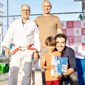 Prefeitura de Luís Eduardo Magalhães amplia incentivo ao esporte com entrega de 160 kimonos