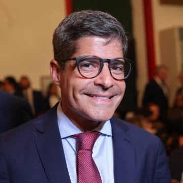 ACM Neto lidera disputa pelo governo da Bahia com mais de 48%, aponta pesquisa