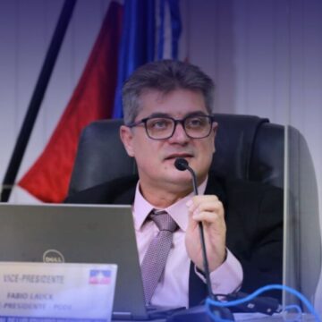 Bastidores apontam possível retorno de Fábio Lauck à Câmara de Luís Eduardo Magalhães