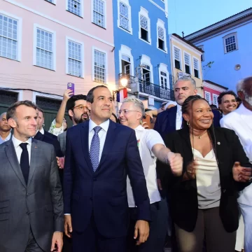 Bruno Reis recebe Emmanuel Macron na abertura do Festival Nosso Futuro França-Brasil