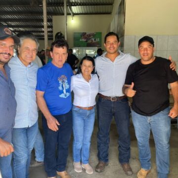 Jusmari Oliveira participa dos festejos de Nossa Senhora dos Navegantes na comunidade Bela Vista