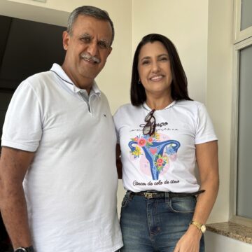 Doutora Helen recebe Zito Barbosa em mutirão de saúde da mulher em Luís Eduardo Magalhães