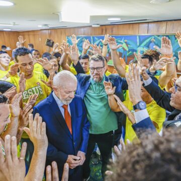 PT divulga carta a evangélicos e diz que governo Lula sempre teve ‘respeito e reconhecimento’ por igrejas