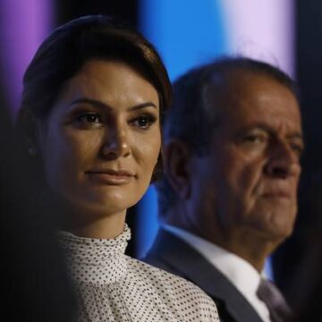 Michelle Bolsonaro sinaliza desistência da disputa ao Senado e crise no PL se aprofunda
