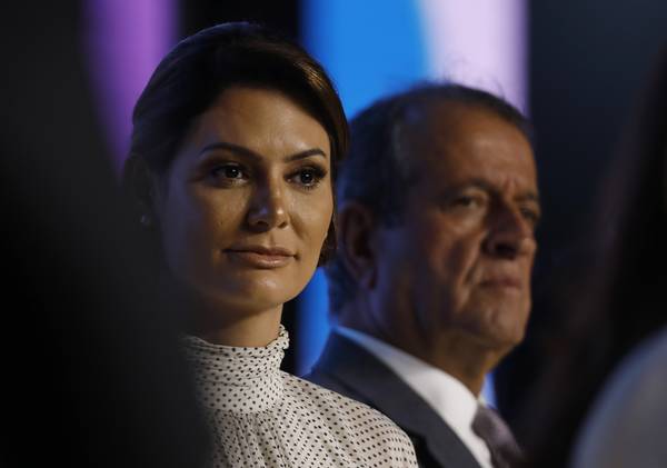 102468779-mariz-pa-brasilia-16-03-2023-michelle-bolsonaro-valdemar-costa-neto-pl-mulher-transmissao