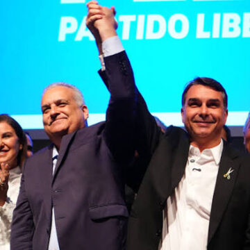 Flávio Bolsonaro anuncia deputado Alfredo Gaspar como vice na chapa dele à Presidência