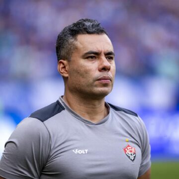 Jair Ventura abre o jogo sobre permanência no Vitória: “Seria muita ingratidão da minha parte”