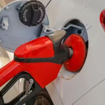 Governo zera tributos sobre gasolina e publica MP que libera R$ 7,5 bilhões para segurar preço do diesel