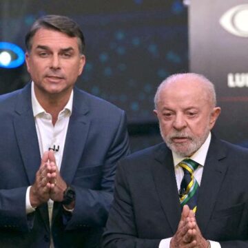 Flávio e Lula trocam ataques e citam Luchsinger, Vorcaro e SUS no 1º debate