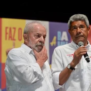 Em reunião com prefeitos baianos, Lula afirma que vitória de Flávio representaria um ‘retrocesso’